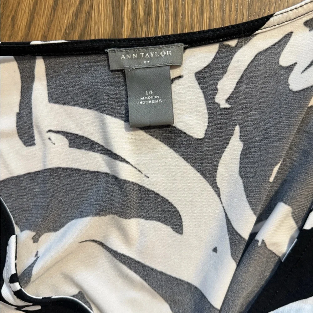 Ann Taylor Black and White Midi wrap Dress - Picture 5 of 5